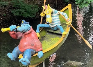 Die Figuren aus dem KIKA sind typisch für Erfurt, die Stadt, in der das ifp-Jahrestreffen 2026 stattfindet. Foto: Isolde Fugunt